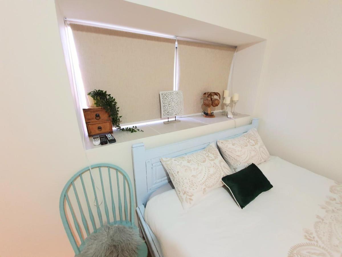 Sunshine Suite Boutique Only 5 Min Walk To The Beach - By Seaelo Eilat Eksteriør billede