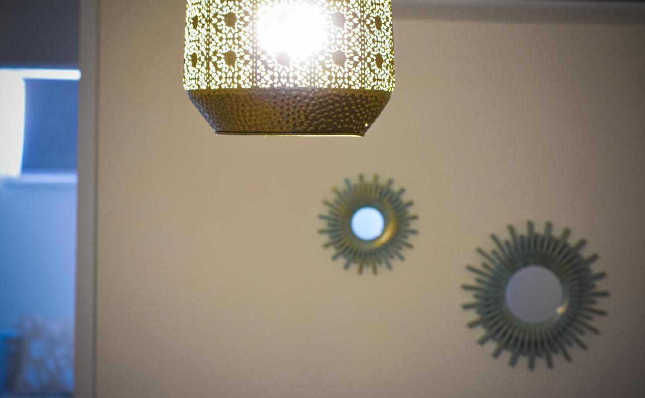 Sunshine Suite Boutique Only 5 Min Walk To The Beach - By Seaelo Eilat Eksteriør billede