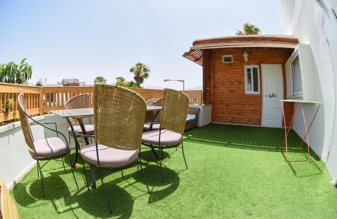 Sunshine Suite Boutique Only 5 Min Walk To The Beach - By Seaelo Eilat Eksteriør billede