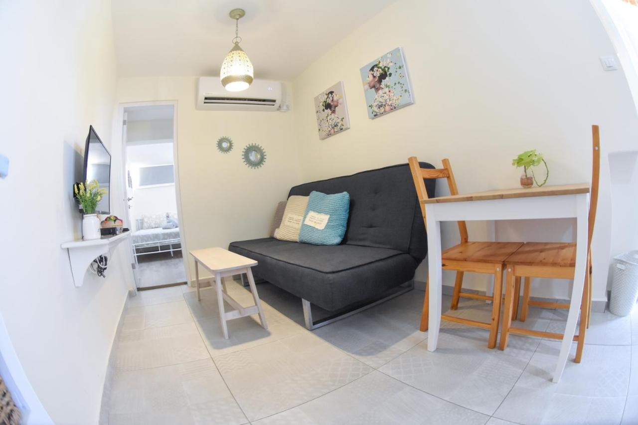 Sunshine Suite Boutique Only 5 Min Walk To The Beach - By Seaelo Eilat Eksteriør billede