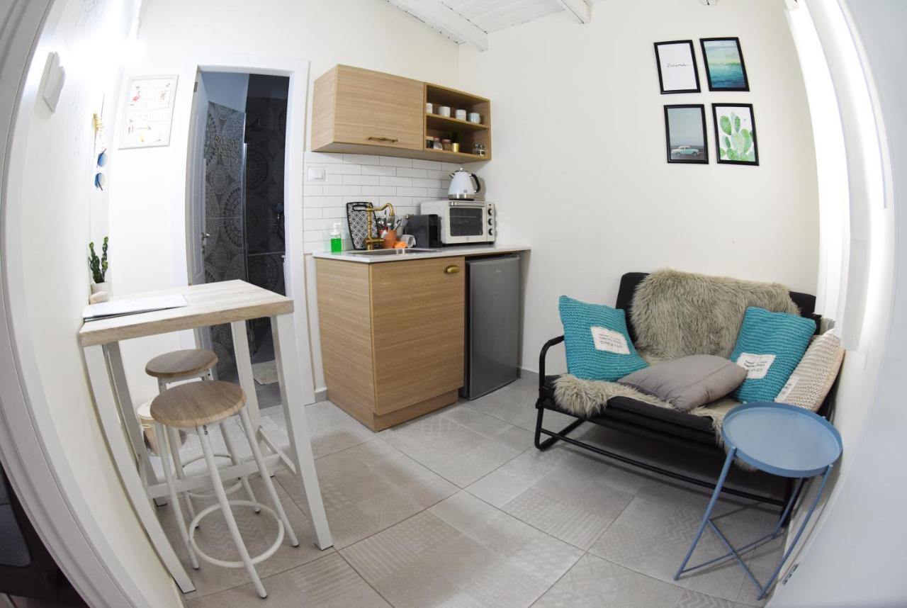 Sunshine Suite Boutique Only 5 Min Walk To The Beach - By Seaelo Eilat Eksteriør billede